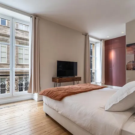 Appartement Luxe Avec Climatisation Parking Vue Exeptionnelle Bordeaux Exterior foto