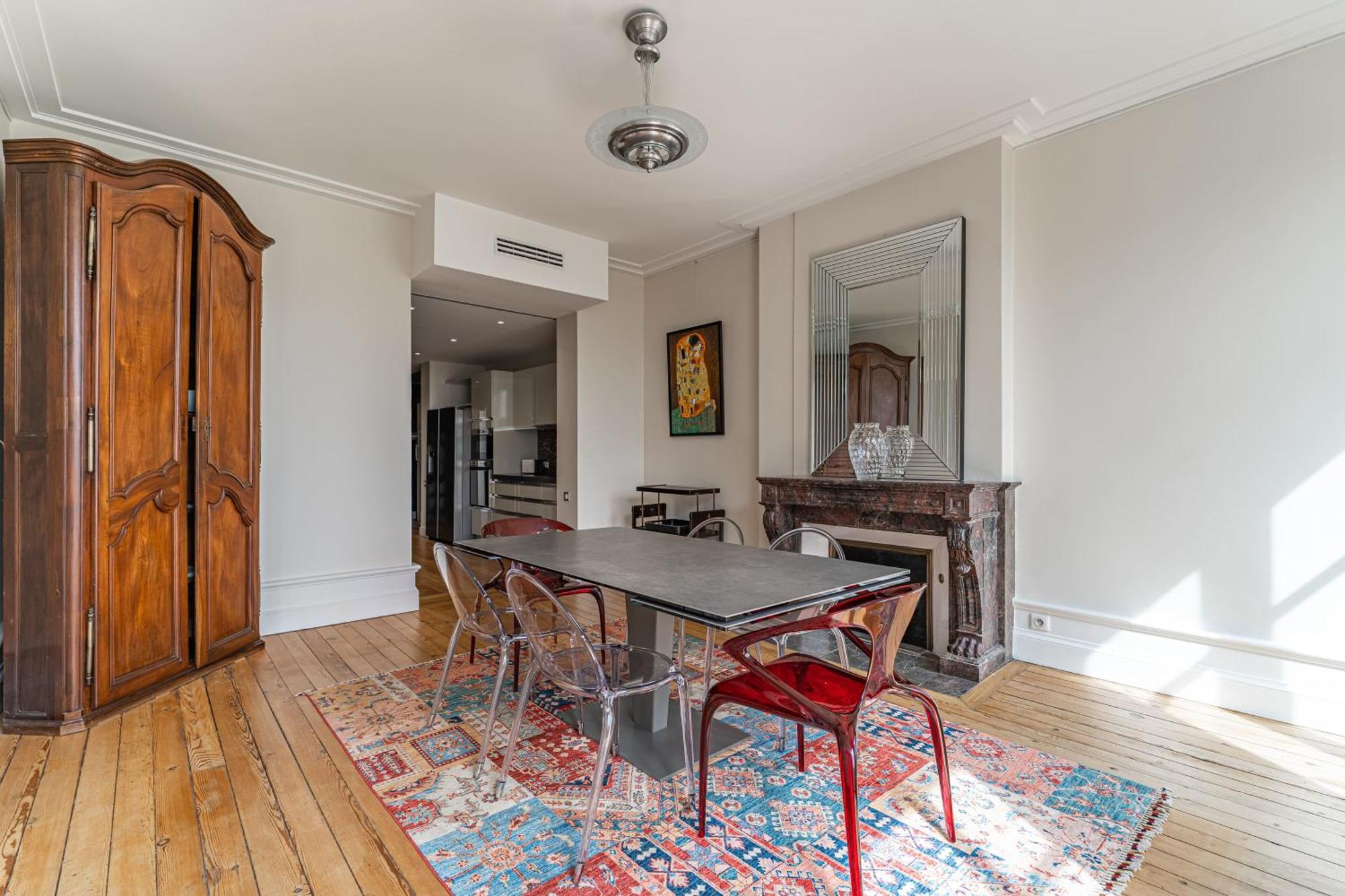 Luxe Avec Climatisation Parking Vue Exeptionnelle Appartement Bordeaux